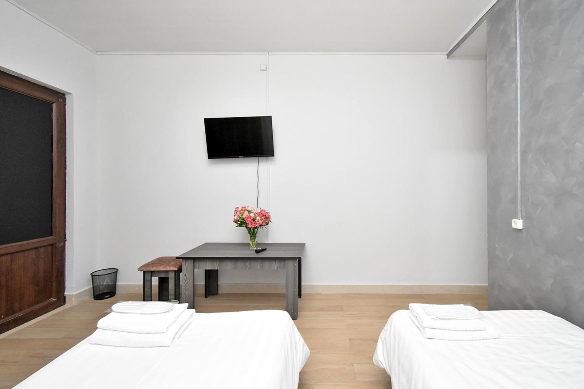 Sirik Hotell Armavir Eksteriør bilde